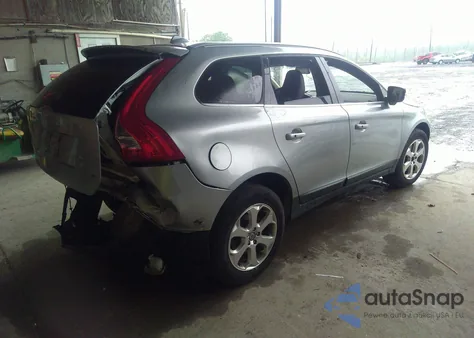 2013 Volvo Xc60 3.2/3.2 Platinum/3.2 Premier/3.2 Premier Plus from USA, damaged, VIN YV4940DZ9D2375591